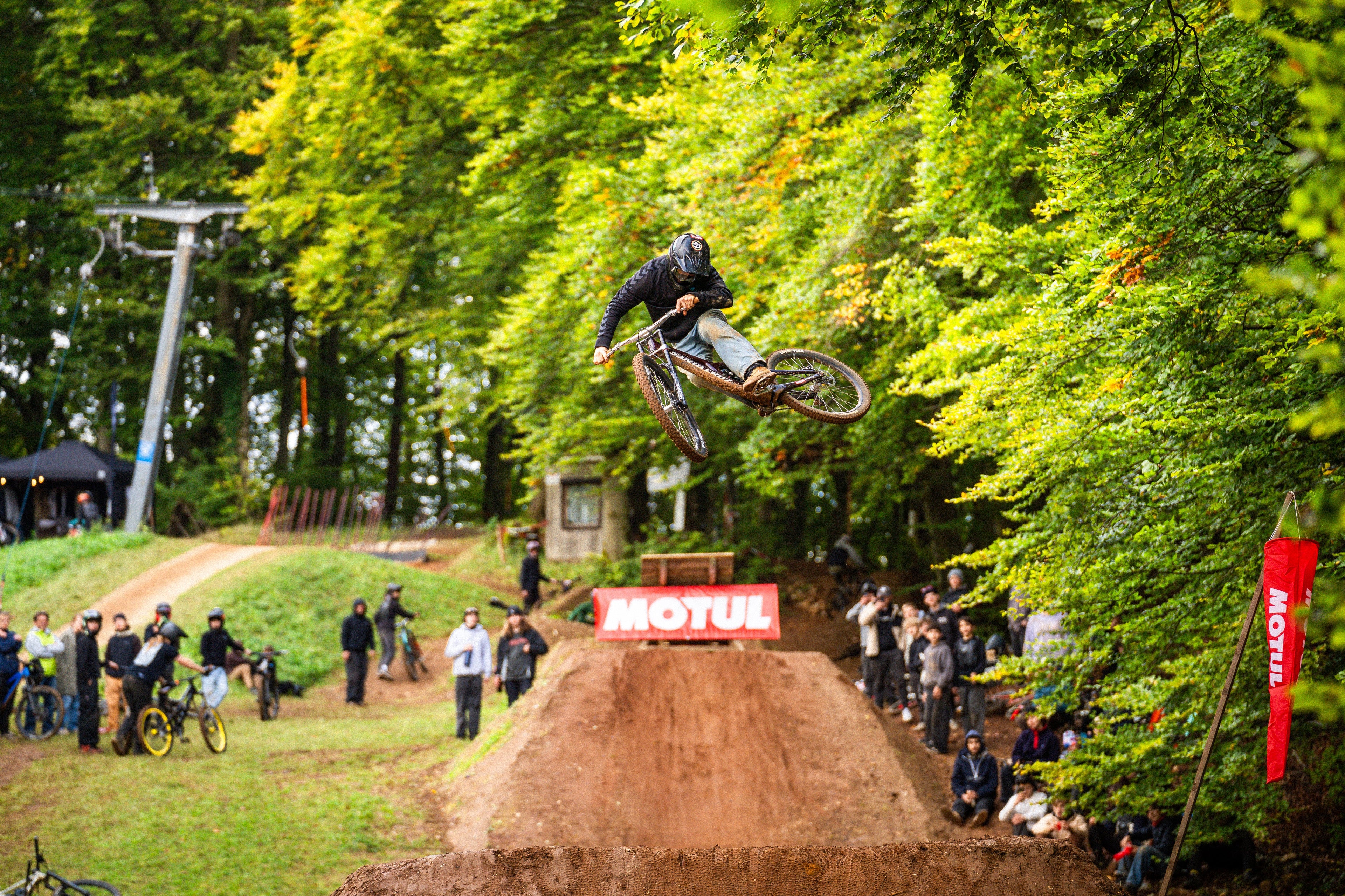 Wartungsintervalle: 125 Stunden bei FOX? 200 Stunden bei RockShox?