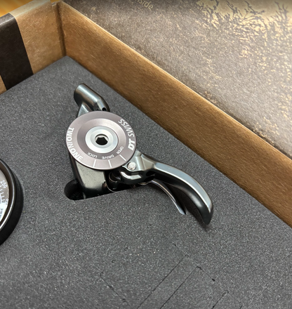 DT SWISS R535 ONE 170 x 35 Remote inkl. Remotehebel und Dämpferpumpe